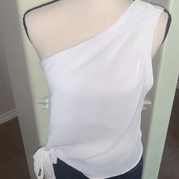 One shoulder white tank top - Picture 3 of 4
